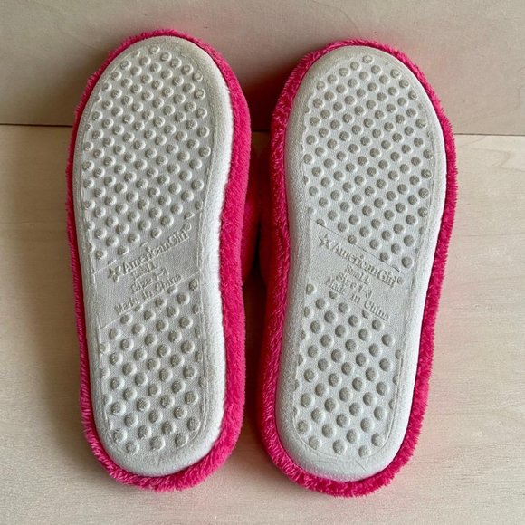 πΊHP!πΊ American Girl Girl's "Be Forever" Fuzzy Fuchsia Pom-Pom Slippers - Picture 7 of 11